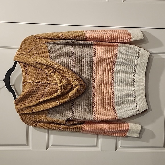 Sweater - Picture 2 of 2